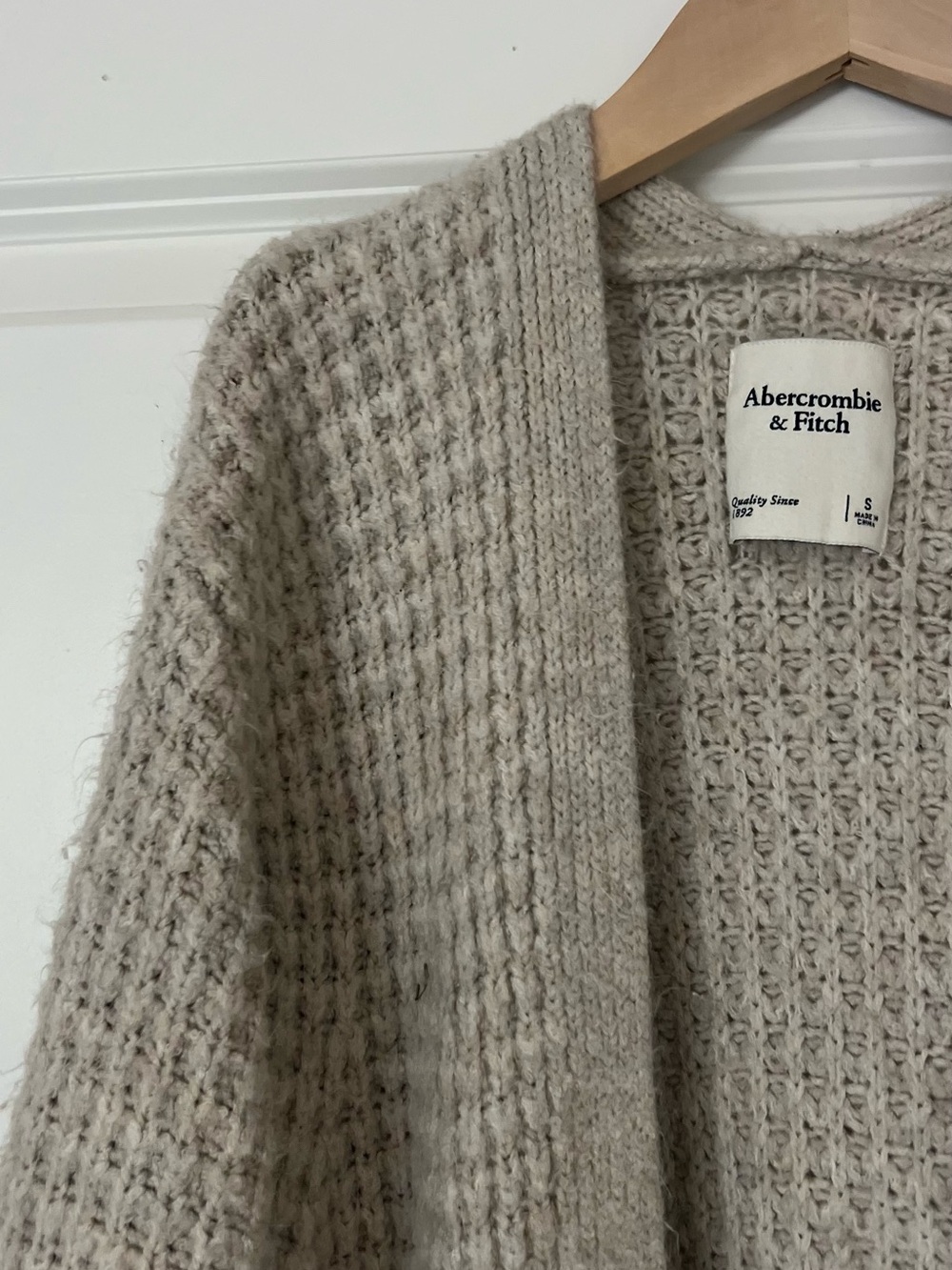 Abercrombie & Fitch Light Grey Waffle Knit Open Front Cardigan - Picture 4 of 7
